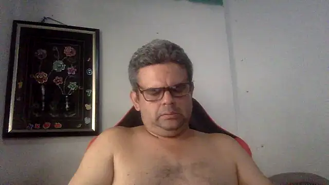 Snapshot of Katracho6969 chatting on April 2026 09:39:33 PM Katracho6969 online show from April 2026 09:39:33 PM