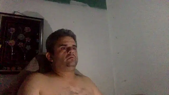 Snapshot of Katracho6969 chatting on April 2026 05:11:01 AM Katracho6969 online show from April 2026 05:11:01 AM