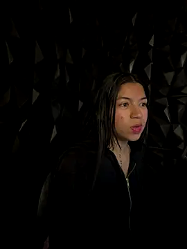 Snapshot of lil_charme chatting on November 2025 04:07:01 PM lil charme online show from November 2025 04:07:01 PM