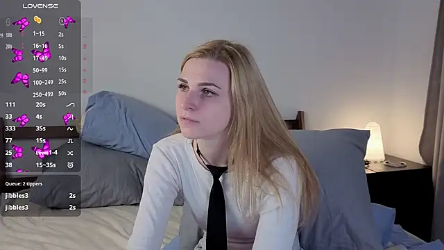 HelenMartines online show from October 2025 11:09:01 AM