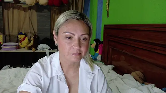  Charlize theron  online show from January 2026 02:04:01 AM