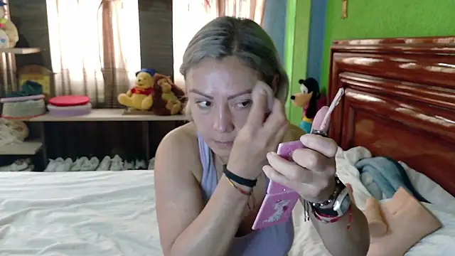 Snapshot of _Charlize_theron_ chatting on July 2026 07:09:01 PM Charlize theron online show from July 2026 07:09:01 PM