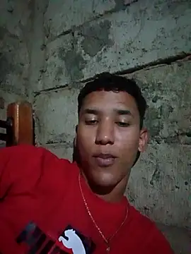 Snapshot of Brown_Sliim chatting on October 2025 01:18:01 AM Brown Sliim online show from October 2025 01:18:01 AM