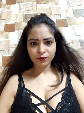 Snapshot of QUEEN-ADITI chatting on September 2025 02:00:02 PM QUEEN-ADITI online show from September 2025 02:00:02 PM