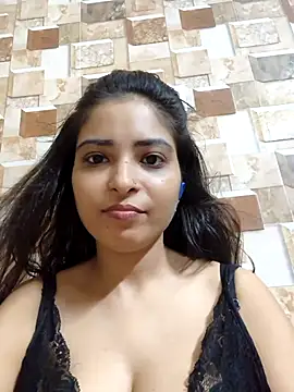 Snapshot of QUEEN-ADITI chatting on October 2025 03:24:02 AM QUEEN-ADITI online show from October 2025 03:24:02 AM