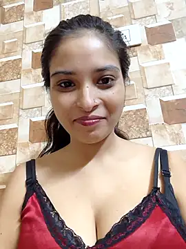 Snapshot of QUEEN-ADITI chatting on October 2025 02:44:01 AM QUEEN-ADITI online show from October 2025 02:44:01 AM