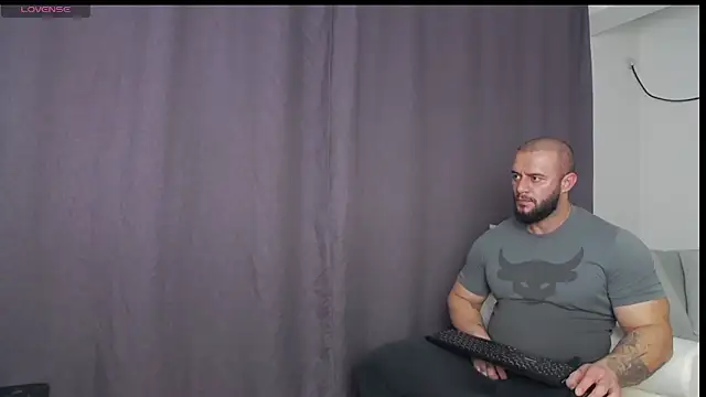 RickyMiami1 online show from November 2025 06:08:02 PM