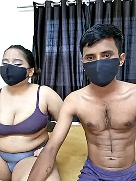 Beautiful couple 70 online show from June 2026 11:03:01 AM
