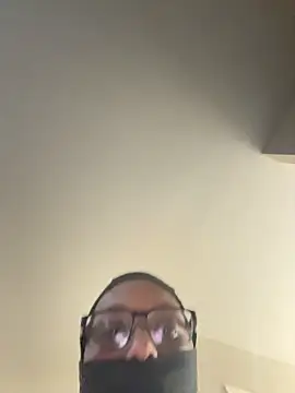 CinnaCakesss online show from March 2026 03:23:01 AM