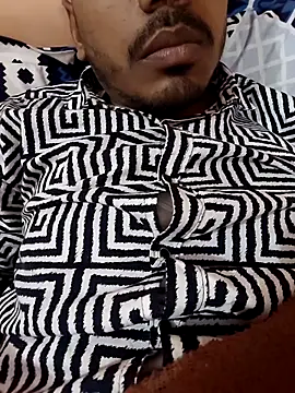 Snapshot of YourTarzan chatting on February 2026 08:20:01 AM YourTarzan online show from February 2026 08:20:01 AM