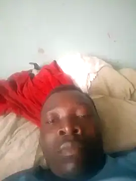 Snapshot of Mrhugeblack chatting on September 2025 08:31:02 AM Mrhugeblack online show from September 2025 08:31:02 AM