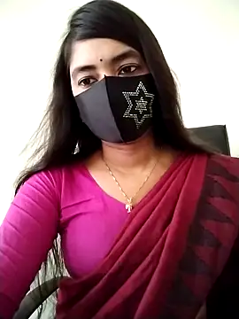 Puja-Rane online show from October 2025 02:56:01 AM