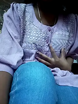 Snapshot of Rekha_89 chatting on November 2025 03:12:01 AM Rekha 89 online show from November 2025 03:12:01 AM