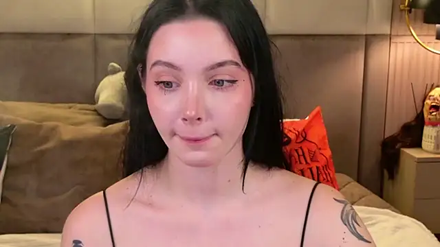 Goldy Stark online show from October 2025 08:31:01 PM