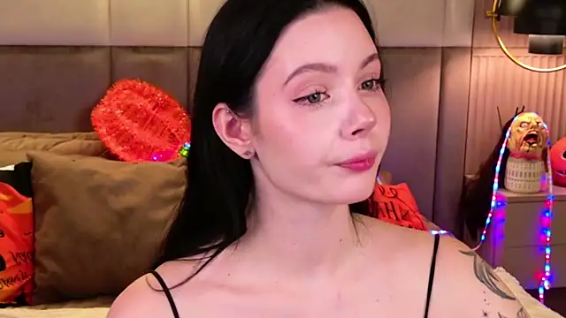 Goldy Stark online show from October 2025 08:42:01 PM