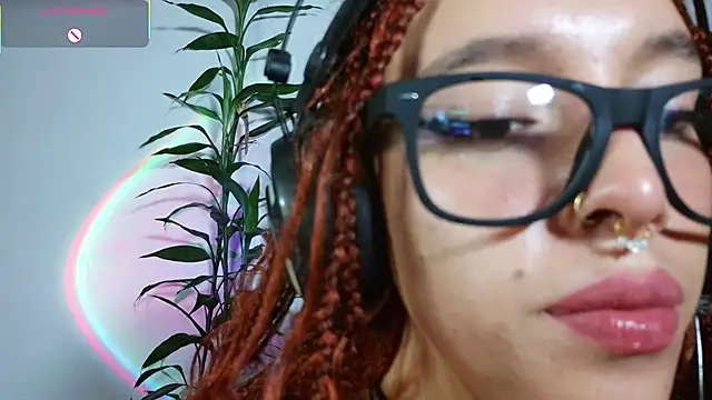 bri von dhara   online show from April 2026 02:17:02 PM