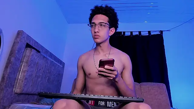 Cj davis  online show from February 2026 01:13:02 AM