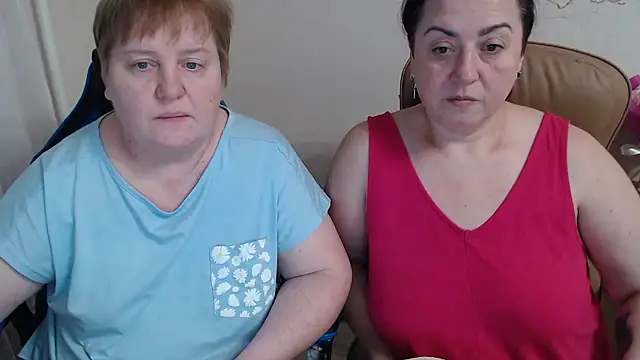 Snapshot of Bertie_Adeline chatting on January 2026 09:30:02 PM Bertie Adeline online show from January 2026 09:30:02 PM