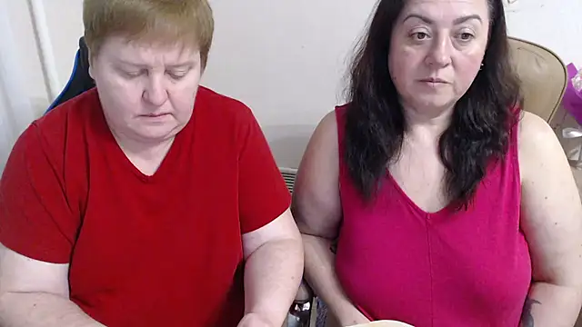 Snapshot of Bertie_Adeline chatting on January 2026 06:22:01 PM Bertie Adeline online show from January 2026 06:22:01 PM