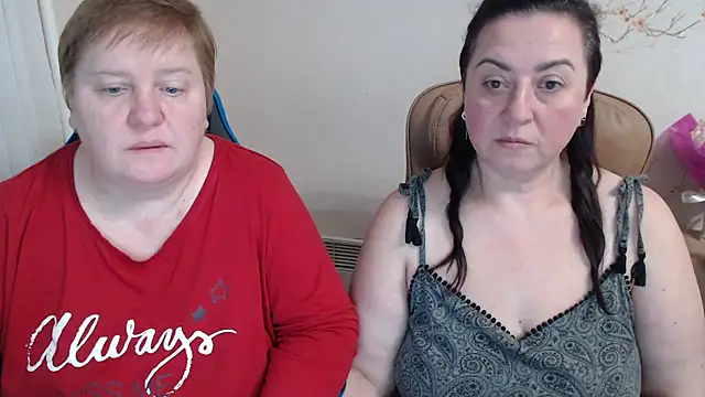 Snapshot of Bertie_Adeline chatting on January 2026 06:01:01 PM Bertie Adeline online show from January 2026 06:01:01 PM