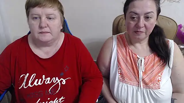 Snapshot of Bertie_Adeline chatting on February 2026 09:31:02 PM Bertie Adeline online show from February 2026 09:31:02 PM