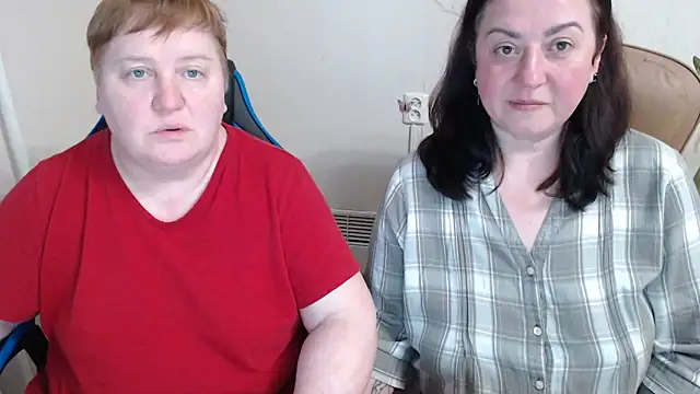 Snapshot of Bertie_Adeline chatting on March 2026 04:25:02 PM Bertie Adeline online show from March 2026 04:25:02 PM