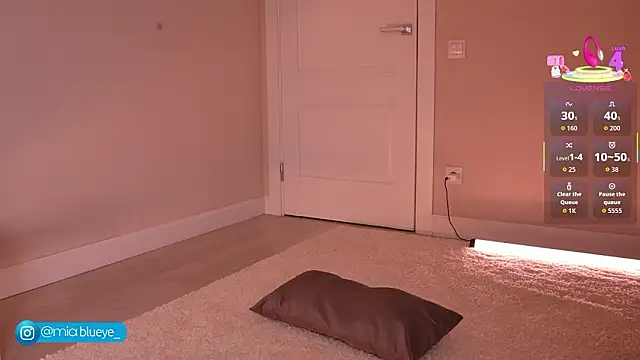 Miablueye online show from March 2026 04:24:02 PM