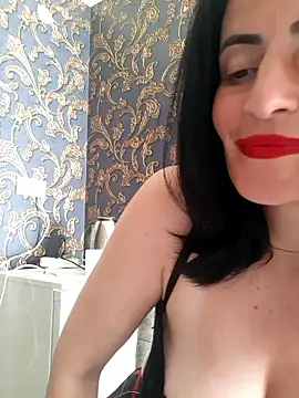 Gecenin Kralicesi online show from May 2026 01:18:02 PM