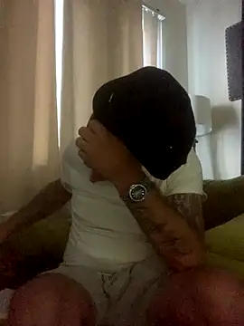 Hothotboyg online show from October 2025 03:01:01 PM