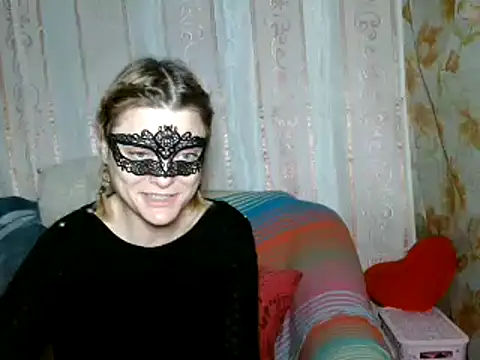 Miss Nona online show from December 2025 12:09:01 PM