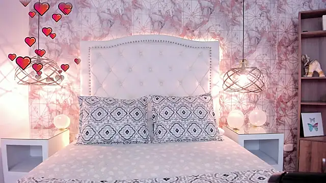 Snapshot of ScarletMore chatting on February 2026 01:09:01 PM ScarletMore online show from February 2026 01:09:01 PM