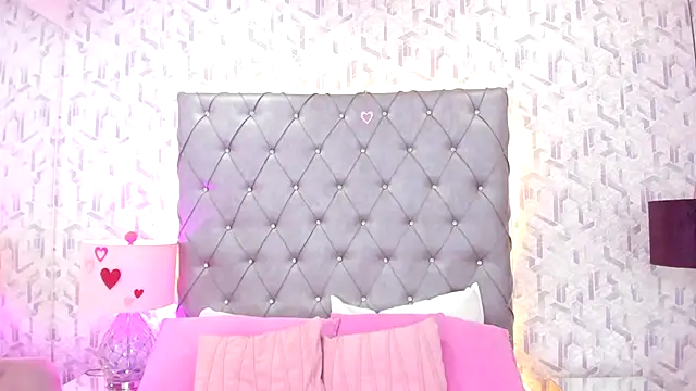 Snapshot of ScarletMore chatting on March 2026 02:15:01 AM ScarletMore online show from March 2026 02:15:01 AM