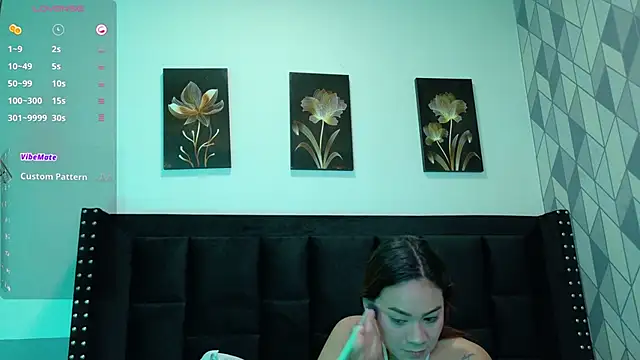 mamaneedsfun online show from September 2025 01:01:01 PM