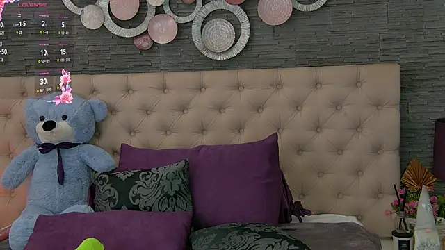 VannyFoxx online show from November 2025 08:02:02 PM