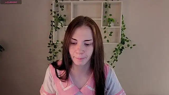 Snapshot of Jennie_Hunter chatting on November 2025 09:24:01 AM Jennie Hunter online show from November 2025 09:24:01 AM