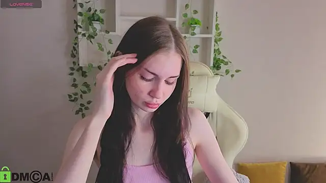 Snapshot of Jennie_Hunter chatting on December 2025 09:18:01 AM Jennie Hunter online show from December 2025 09:18:01 AM