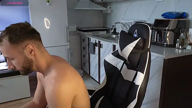 Snapshot of RyanStorm_ chatting on November 2025 12:15:01 PM RyanStorm online show from November 2025 12:15:01 PM