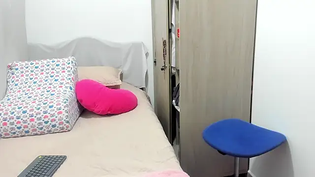 Snapshot of Isbettyche chatting on October 2025 12:55:02 AM Isbettyche online show from October 2025 12:55:02 AM