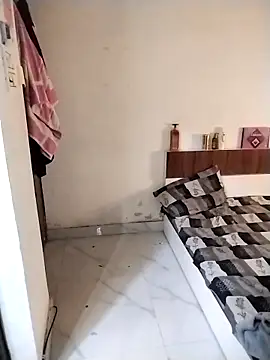 Sexy vernilla online show from November 2025 06:07:01 PM