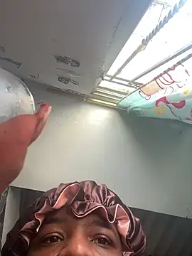 LicyEvans1 online show from April 2026 08:07:02 PM