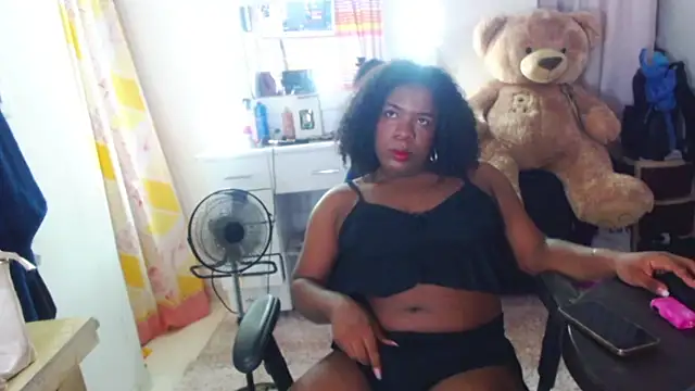Snapshot of LicyEvans1 chatting on April 2026 05:30:01 AM LicyEvans1 online show from April 2026 05:30:01 AM