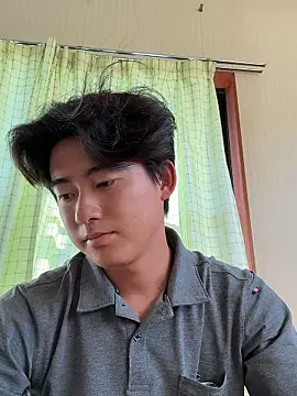 Snapshot of shoma2003 chatting on June 2026 08:06:01 AM shoma2003 online show from June 2026 08:06:01 AM