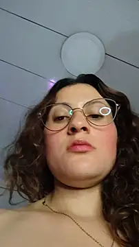 lindasyt online show from May 2026 09:49:01 AM