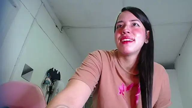 Amber09raiden online show from October 2025 05:03:01 PM