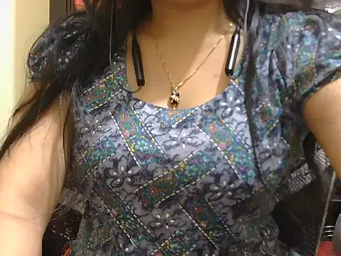 Snapshot of fairy_queen07 chatting on November 2025 06:08:02 AM fairy queen07 online show from November 2025 06:08:02 AM