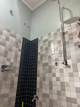 Snapshot of ewatyu chatting on November 2025 06:27:01 AM ewatyu online show from November 2025 06:27:01 AM