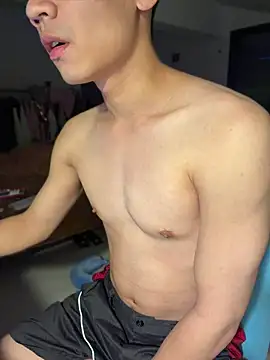 XTTX49 online show from April 2026 02:27:02 PM