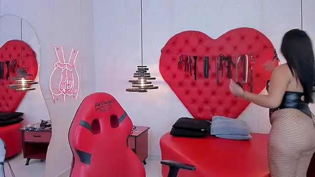 Miiaa Foxyy  online show from October 2025 03:31:02 AM