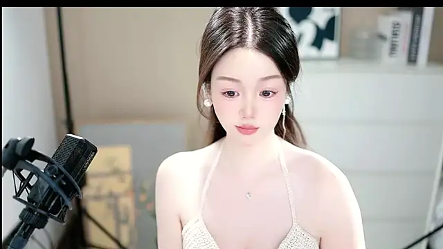 Snapshot of abbyli12 chatting on December 2025 02:56:02 PM abbyli12 online show from December 2025 02:56:02 PM