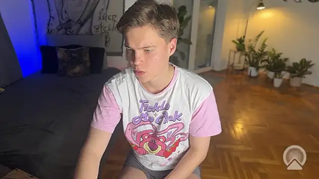 RusBradPitt online show from February 2026 03:27:02 PM